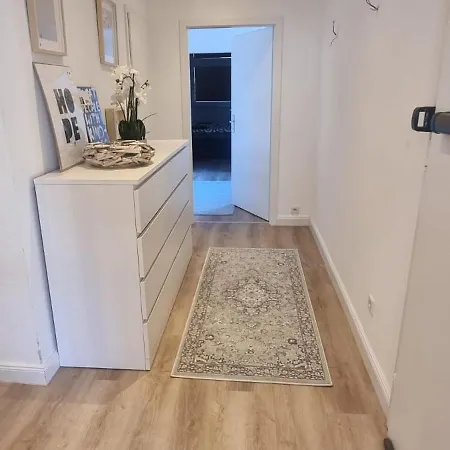 Zentrumsnahe 4 Etagenwohnung Fuer Bis Zu 7 Personen * Essen