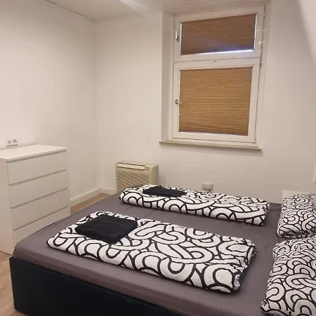 Apartmán Zentrumsnahe 4 Etagenwohnung Fuer Bis Zu 7 Personen *