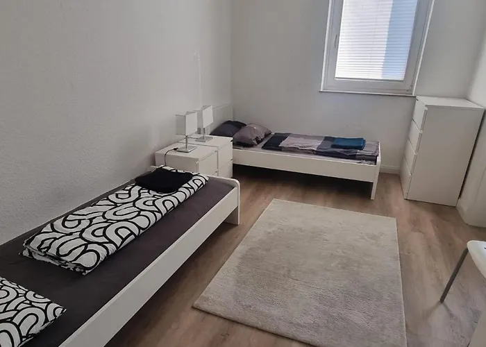 Zentrumsnahe 4 Etagenwohnung Fuer Bis Zu 7 Personen